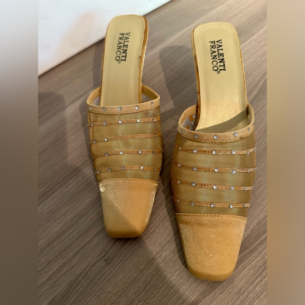 Valenti Franco “Jodie” gold heels